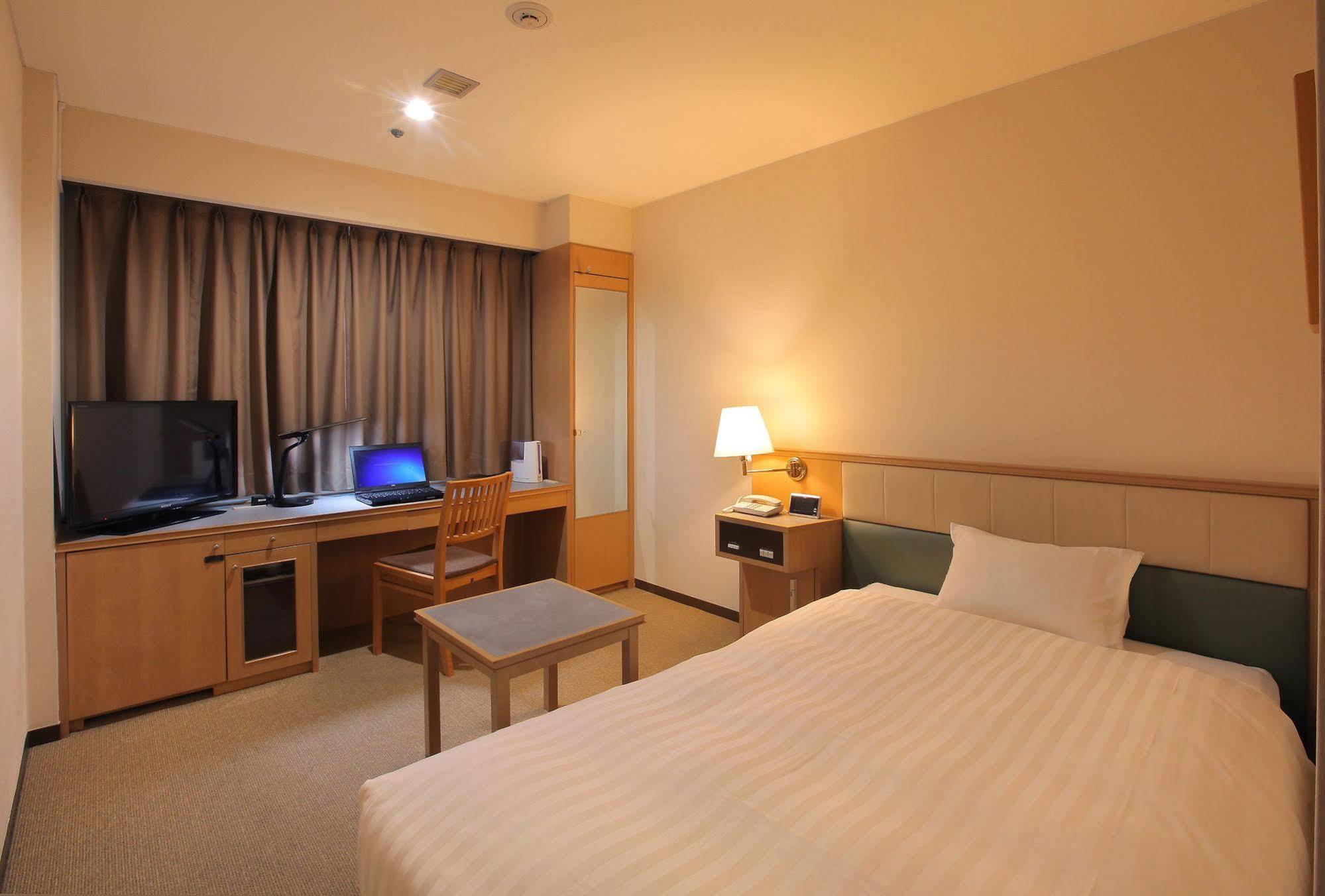Odakyu Station Hotel Hon-Atsugi Exteriör bild
